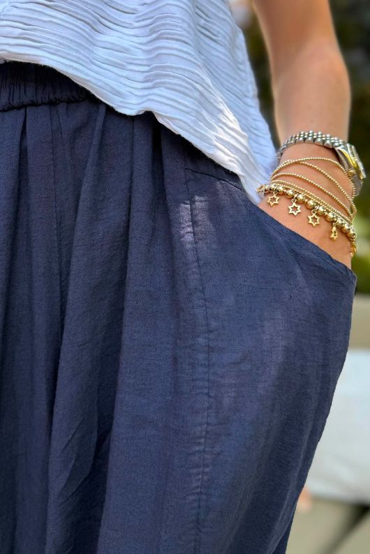 Sandbar Linen Blend Bloom Barrel Pant Navy